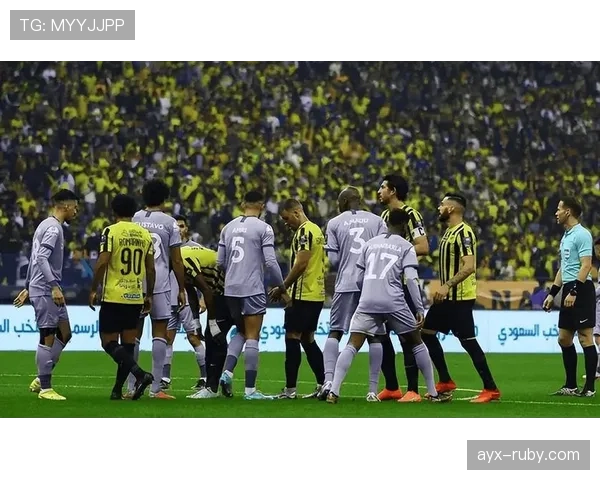 吉达联合争冠能力争议：当前赛季走势变化与竞争格局影响